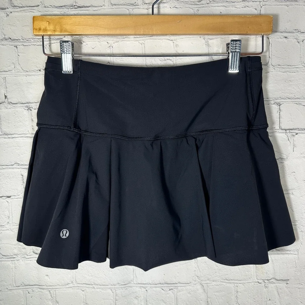 Lululemon Pace Rival Skirt Black Pleated Athletic Tennis Skort Womens Size 4